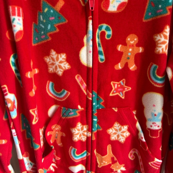 Cat & Jack Christmas Holiday pajamas one piece gingerbread tree reindeer S 6/6x - Picture 2 of 5